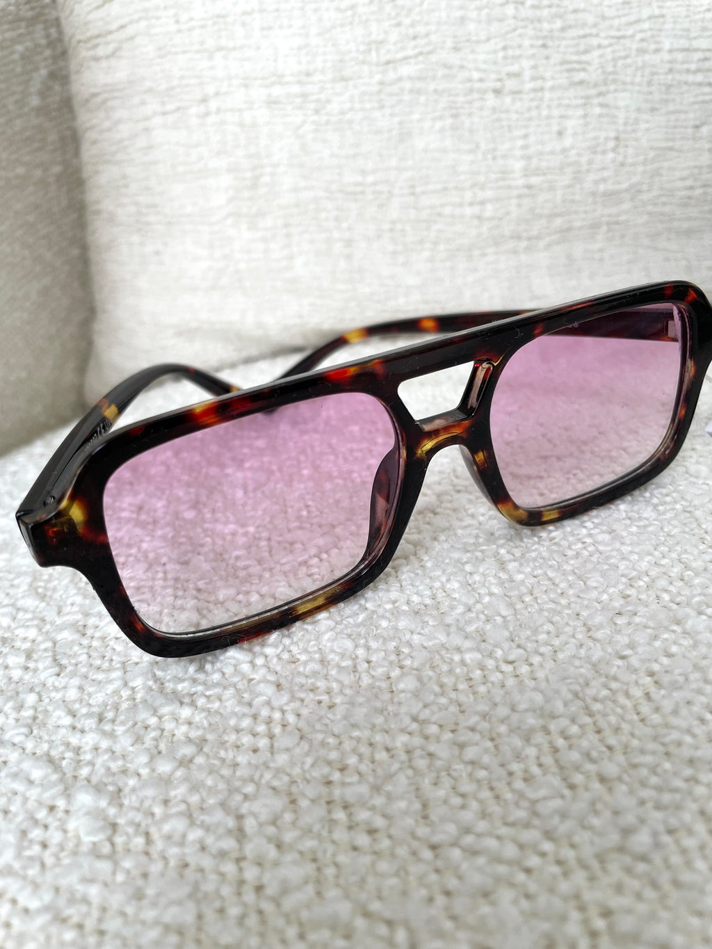 Tortoise Pink Shade